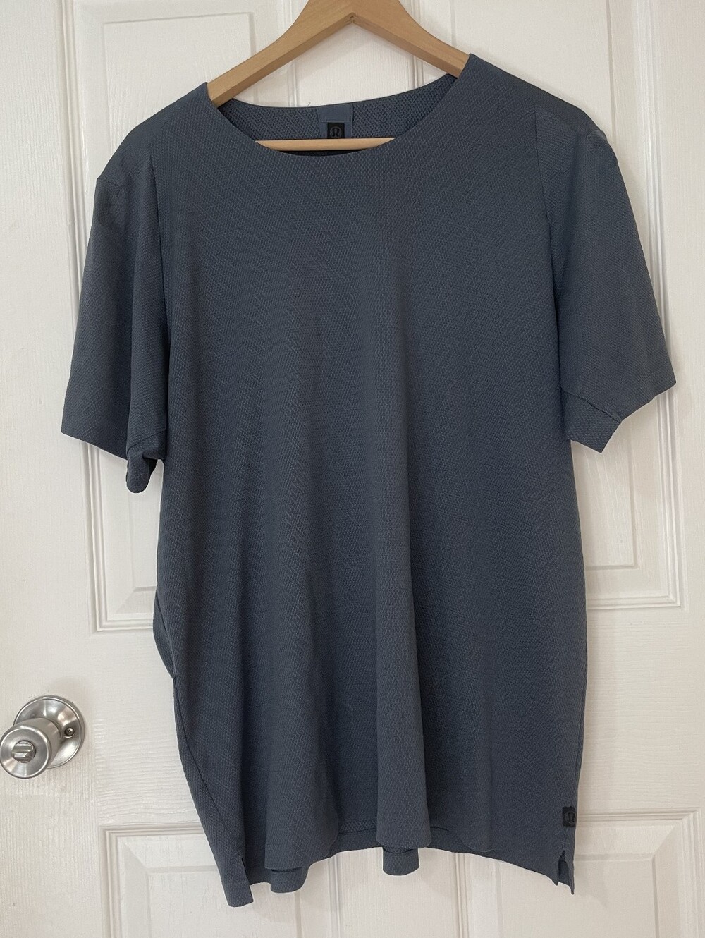 Lululemon Athletica Slate Blue Short Sleeve Crew Tee Size L